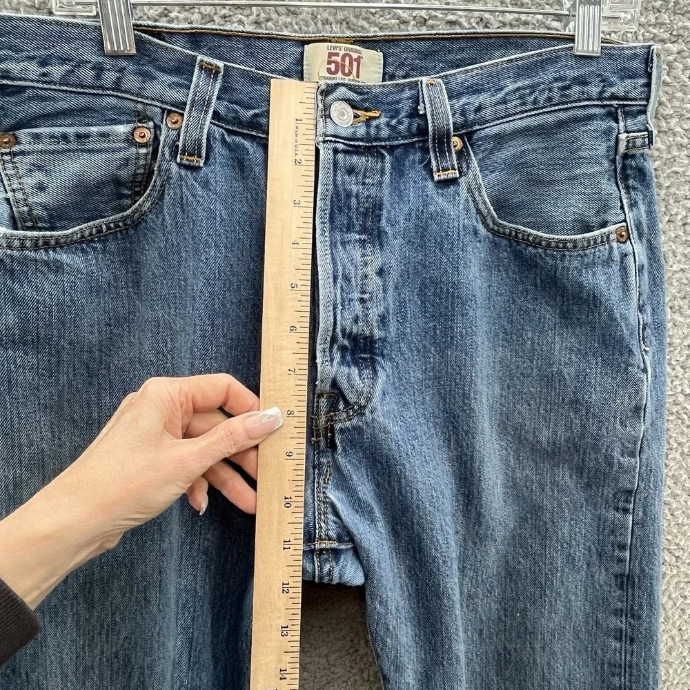 VTG Levis 501 Jeans Mens 34X33 Blue Straight Leg Button Fly Y2K Denim